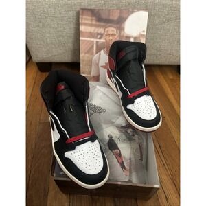 Air Jordan 1 Retro OG High Black Toe Reimagined Size 6.5Y DZ5485-106
